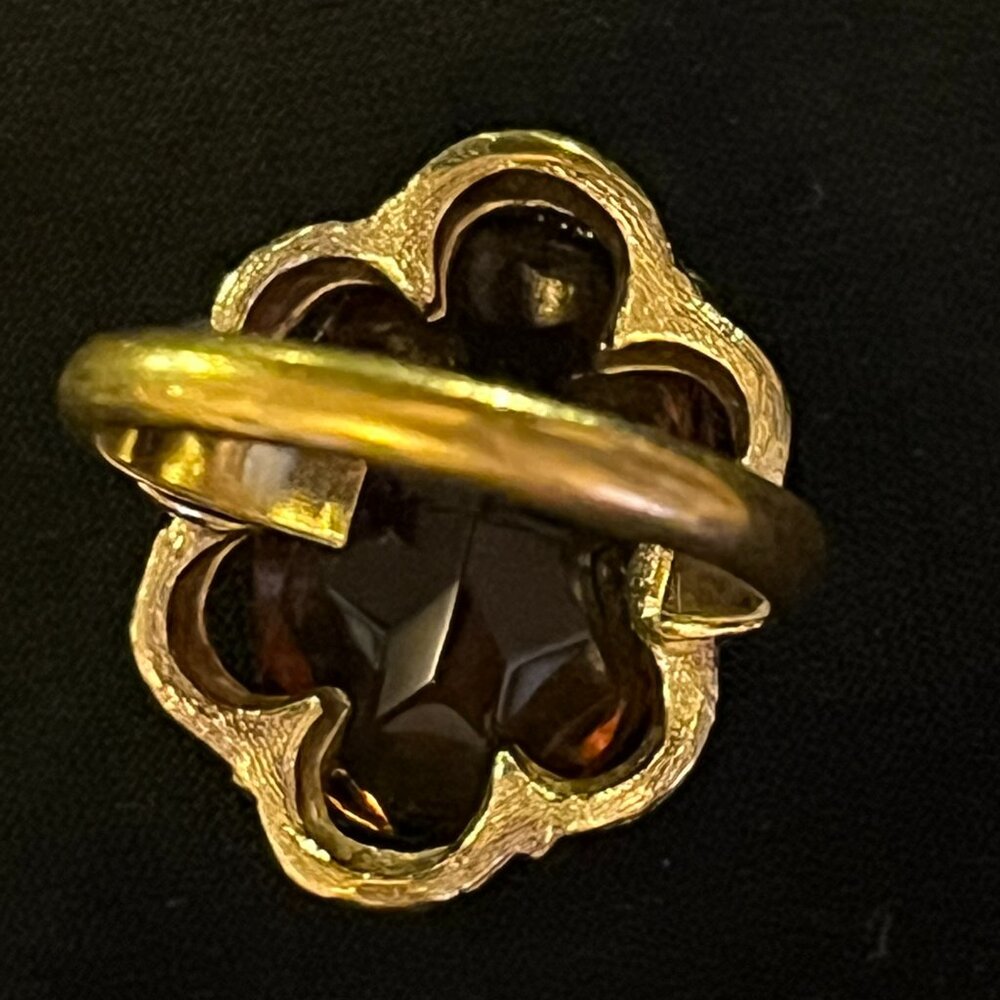 Vintage Sarah Coventry Amber Glass Ring – Stamped SARAH COV – Size 7-Adjustable - Picture 8 of 9